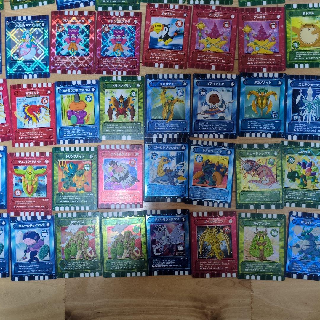 ぐるりの森　カード　81枚　ケース2個付　レアカード多数