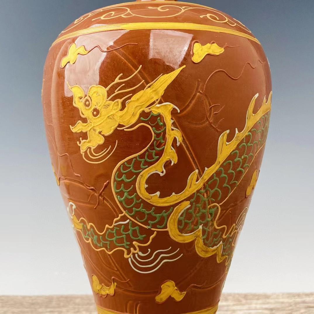 中国古美術・旧蔵の磁器・宋定窯膩金梅瓶・置物・書道・茶道具・文房具・賞物・陶芸