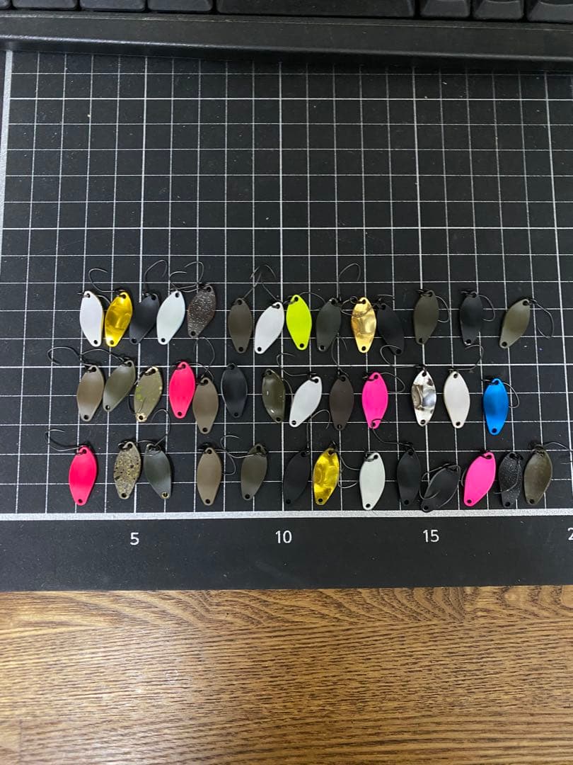 ハントグランデ1.3g 40枚　エリアトラウト