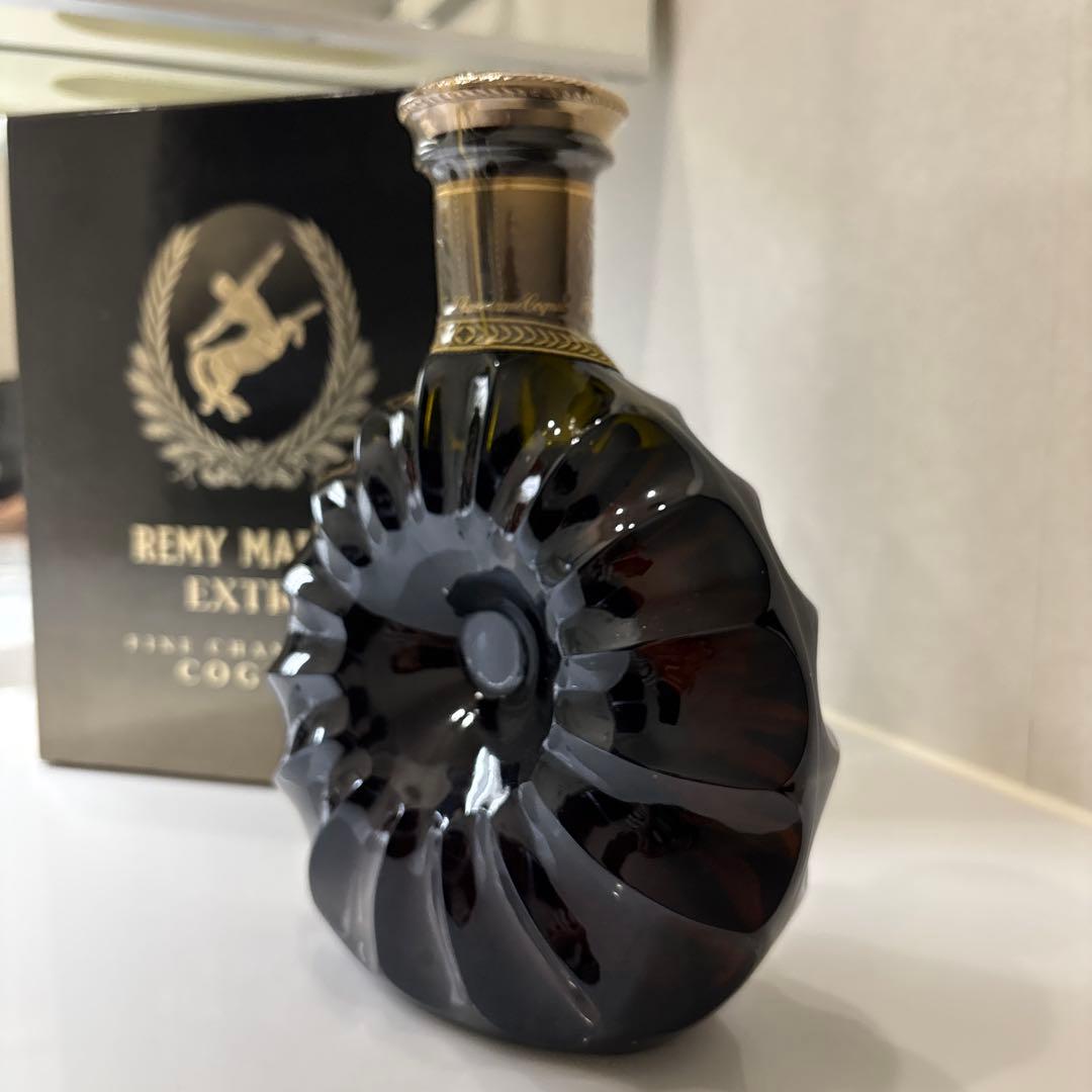 ssx2673 REMY MARTIN EXTRA ヘネシー　2本