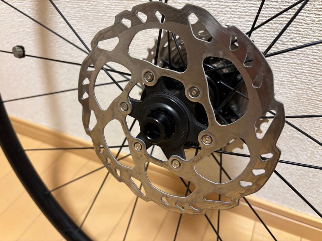 Bontrager Paradigm チューブレスレディ