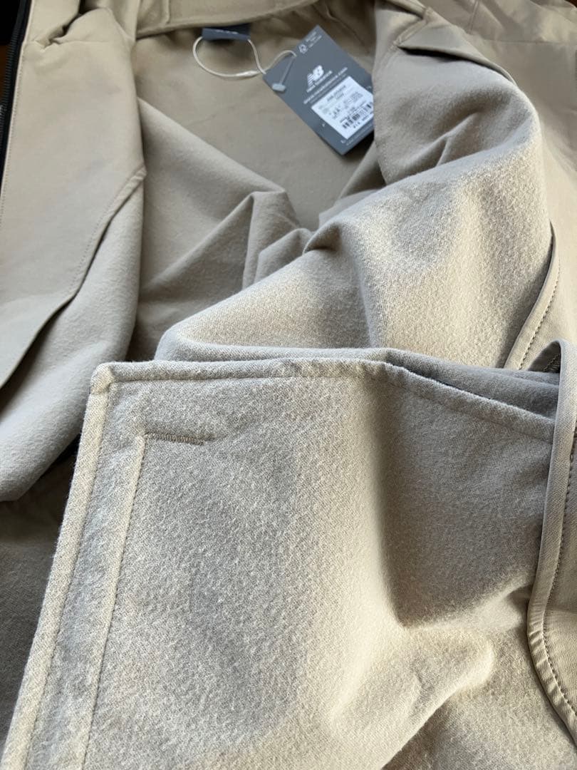 New Balance THE CITY セットアップ XL 未使用