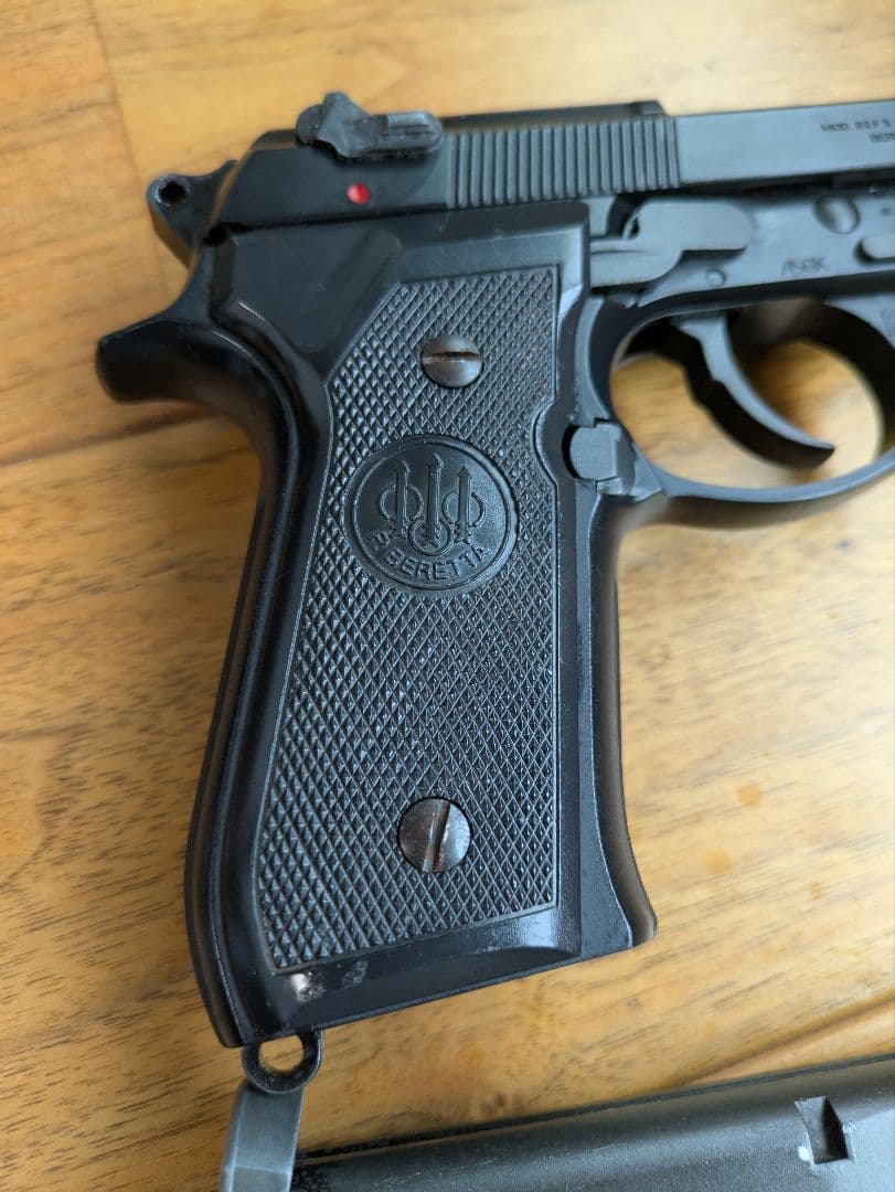 ウエスタンアームズ ベレッタ M92 ブローバックガスガン