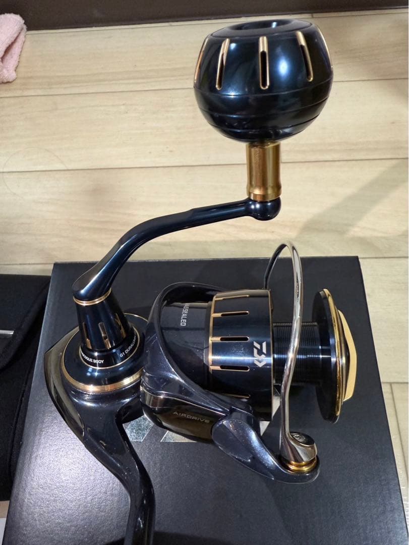 サン　Daiwa ダイワ 23ソルティガ 6000-H