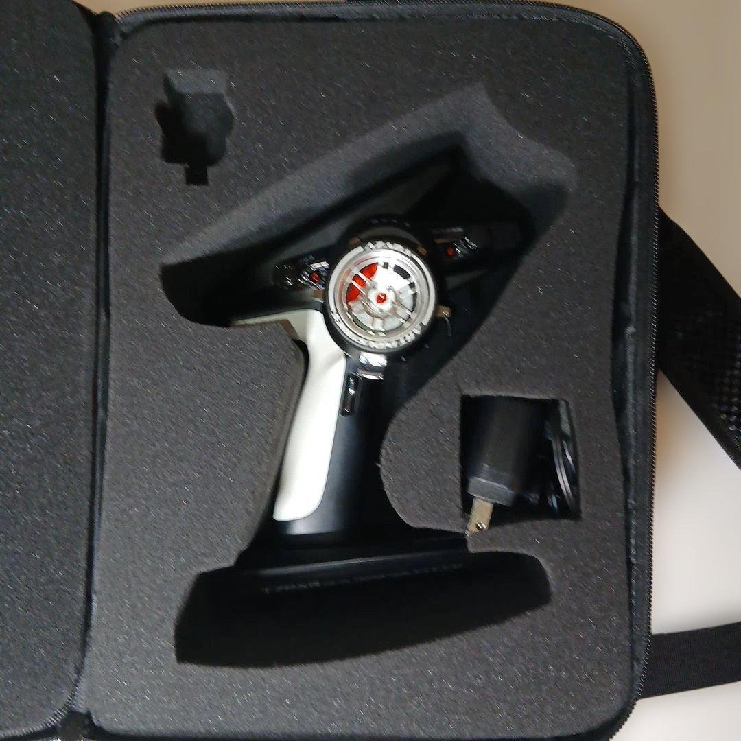 フタバ　7PXR 送信機のみ　GFORCEケース付き