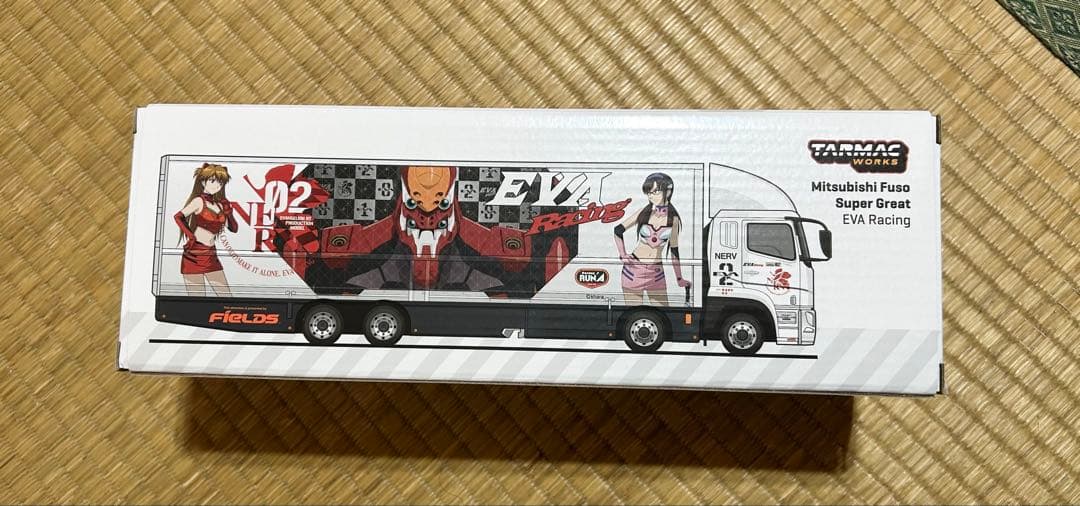 ミニカー Mitsubishi Fuso Super Great EVA Racing