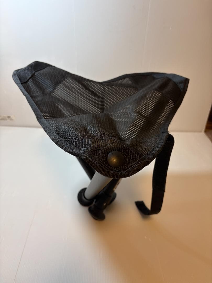 万博待機列にウォークスツール コンフォート XL 55cm