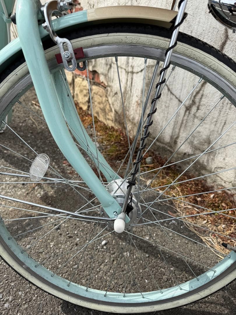 ミントグリーン 24インチサイクル ヘルメット付き