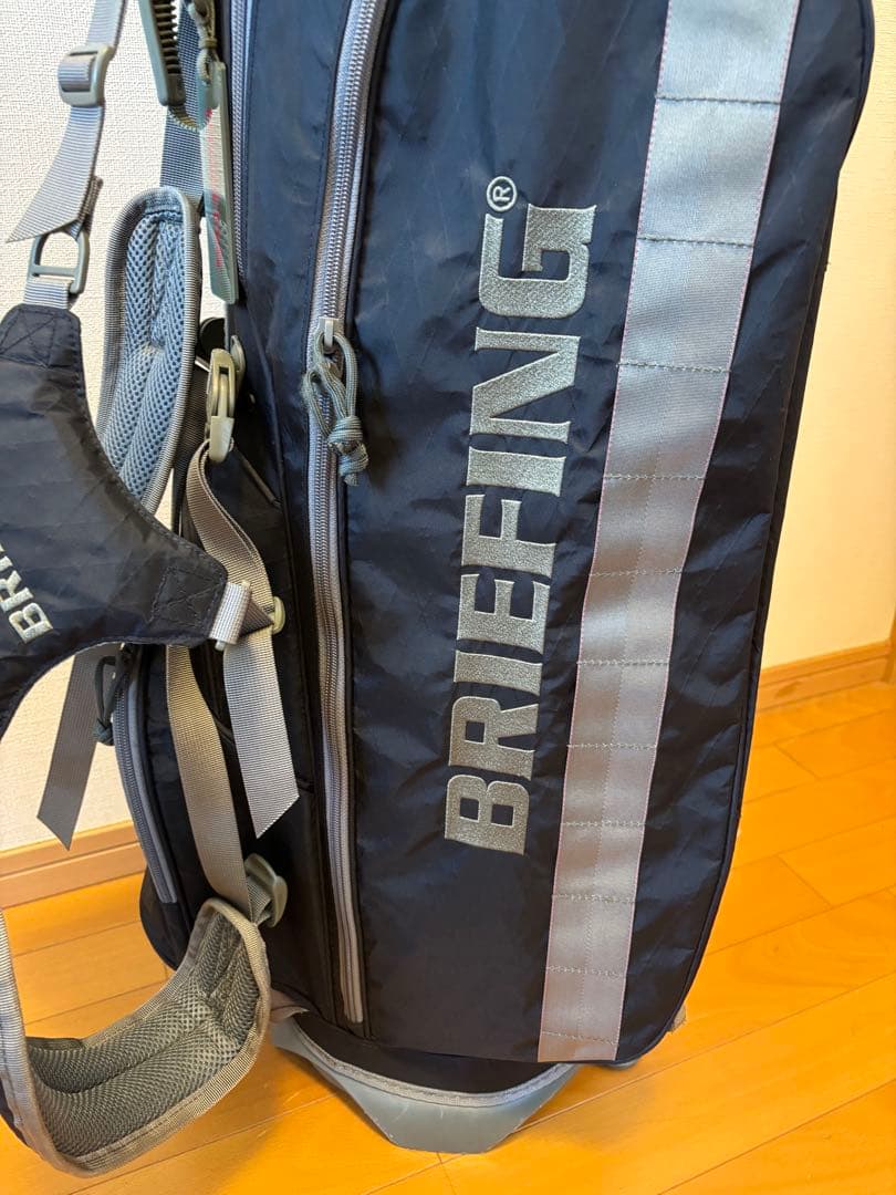 BRIEFING キャディバッグ ブラック/グレー アイアンカバーセット