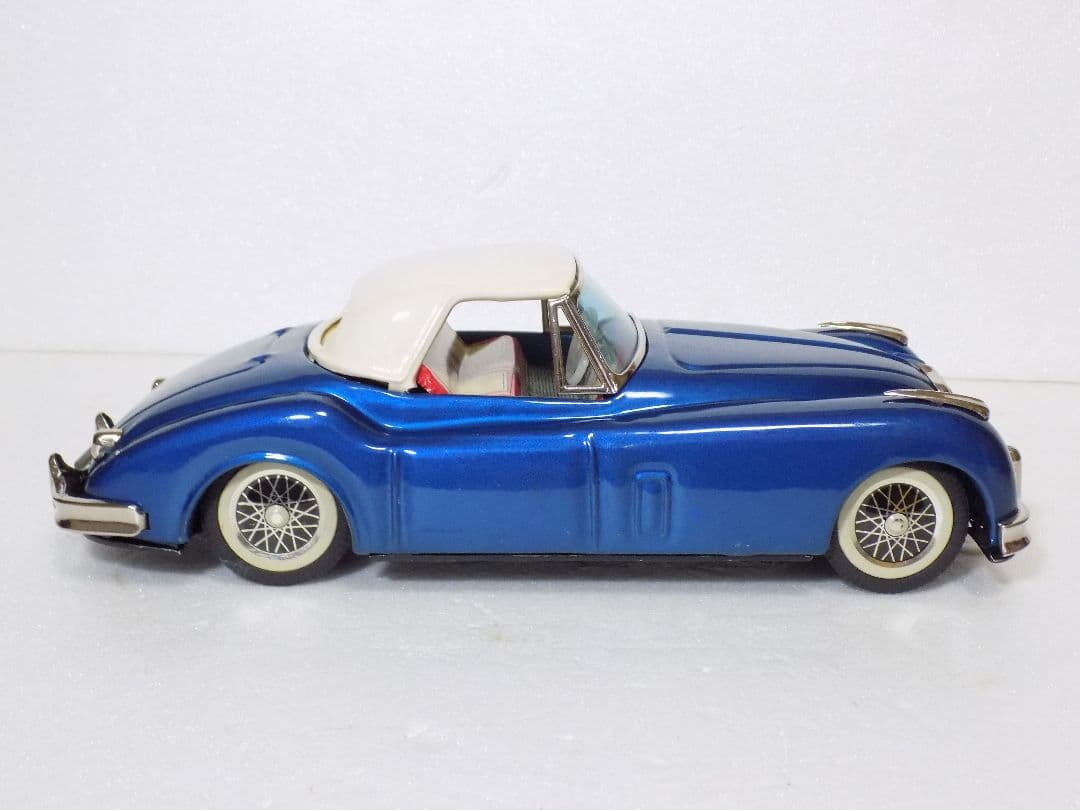 ブリキ　バンダイ　【ジャガー ツートン】 フリクション