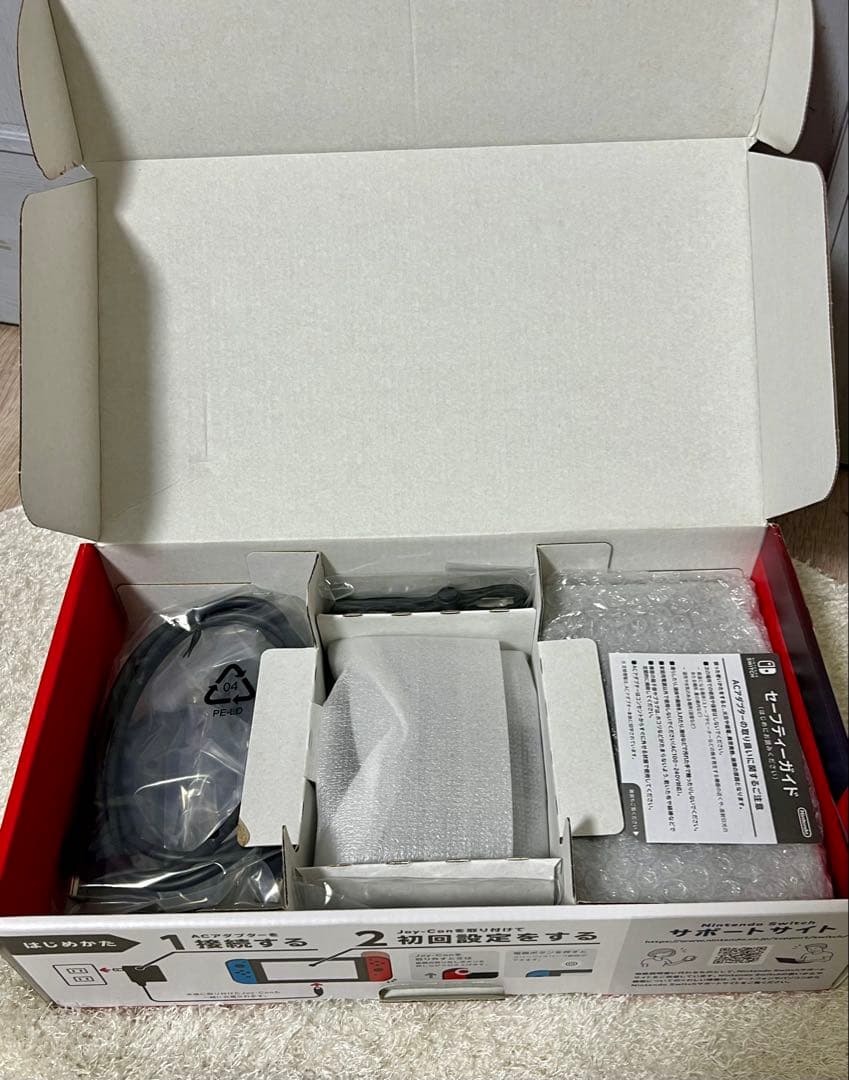 Nintendo Switch 本体 青/赤 ジョイコンセット