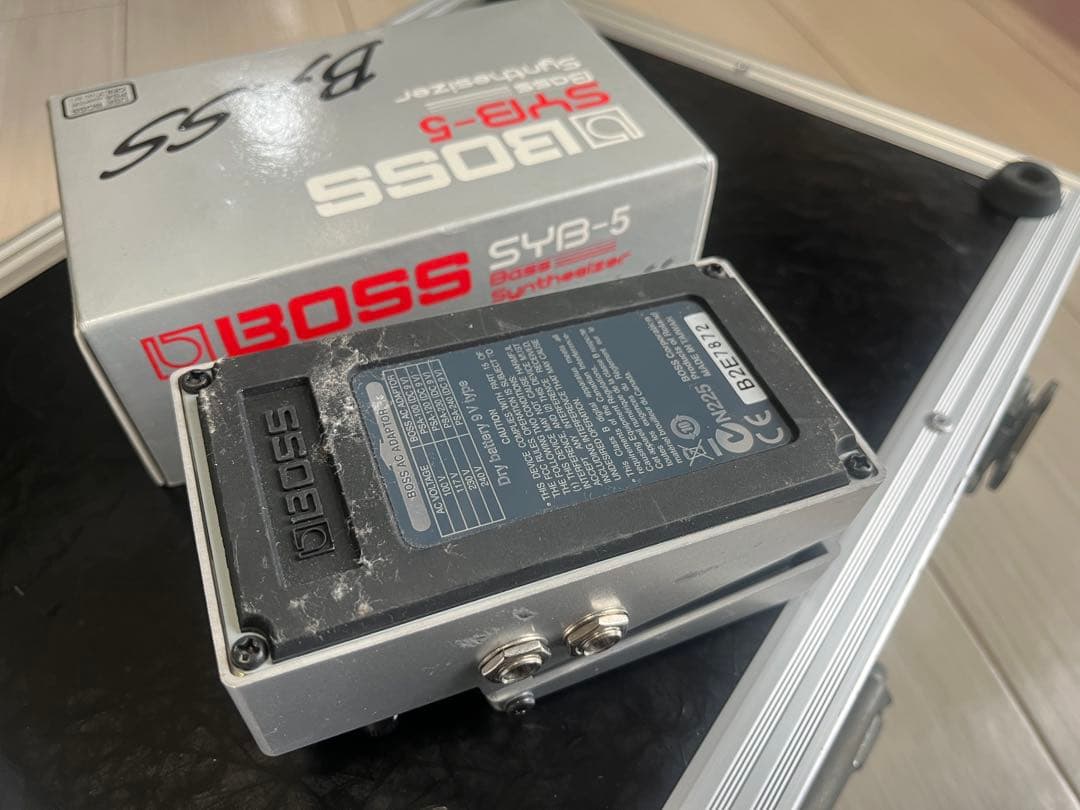 BOSS SYB-5 ベースシンセ ベースシンセサイザー