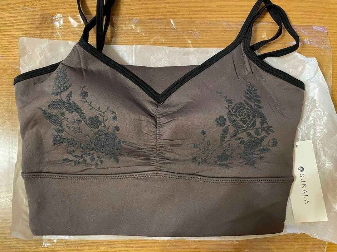 新品未使用【SUKALA】フラワーブーケブラトップ　Sサイズ