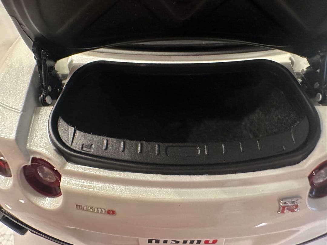 AUTOart オートアート 日産 GT-R R35 オマケあり ミニカー