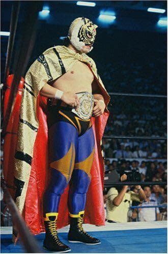 タイガーマスク写真集 (テレビ朝日ゴ-ルデンアルバム)