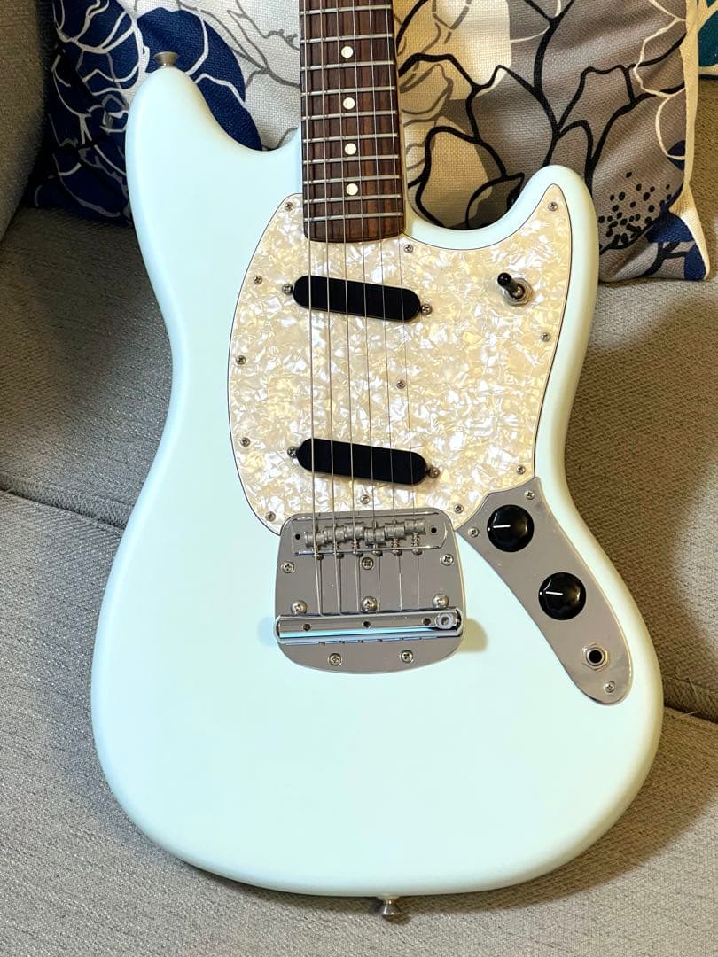 ギター Fender American Performer Mustang