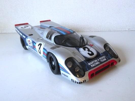 特価 AUTOart (1/18) ポルシェ 917K セブリング