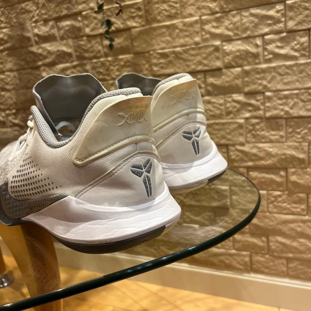 希少　Nike Mamba Fury size 28