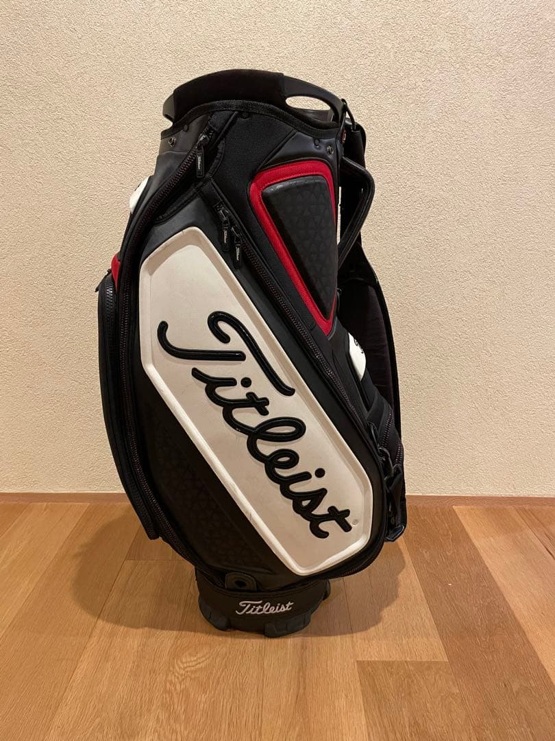 Titleist ゴルフキャディバッグ 黒/白/赤 プロツアーモデル