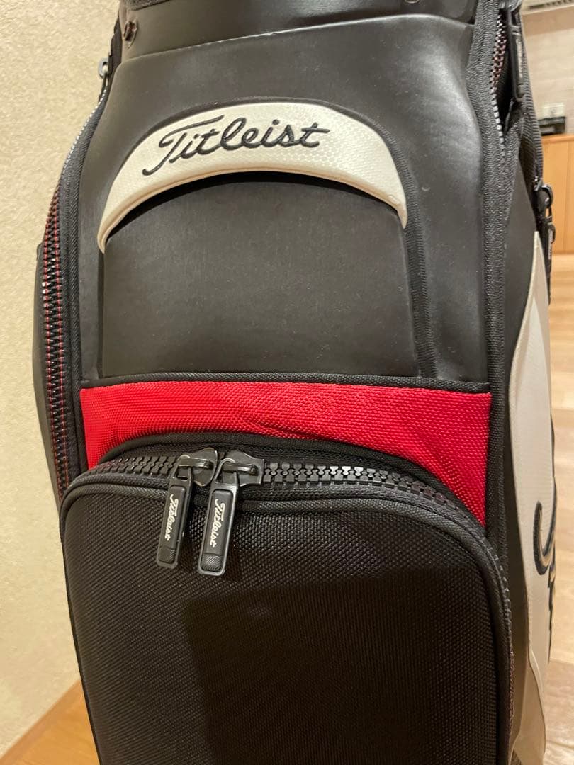 Titleist ゴルフキャディバッグ 黒/白/赤 プロツアーモデル