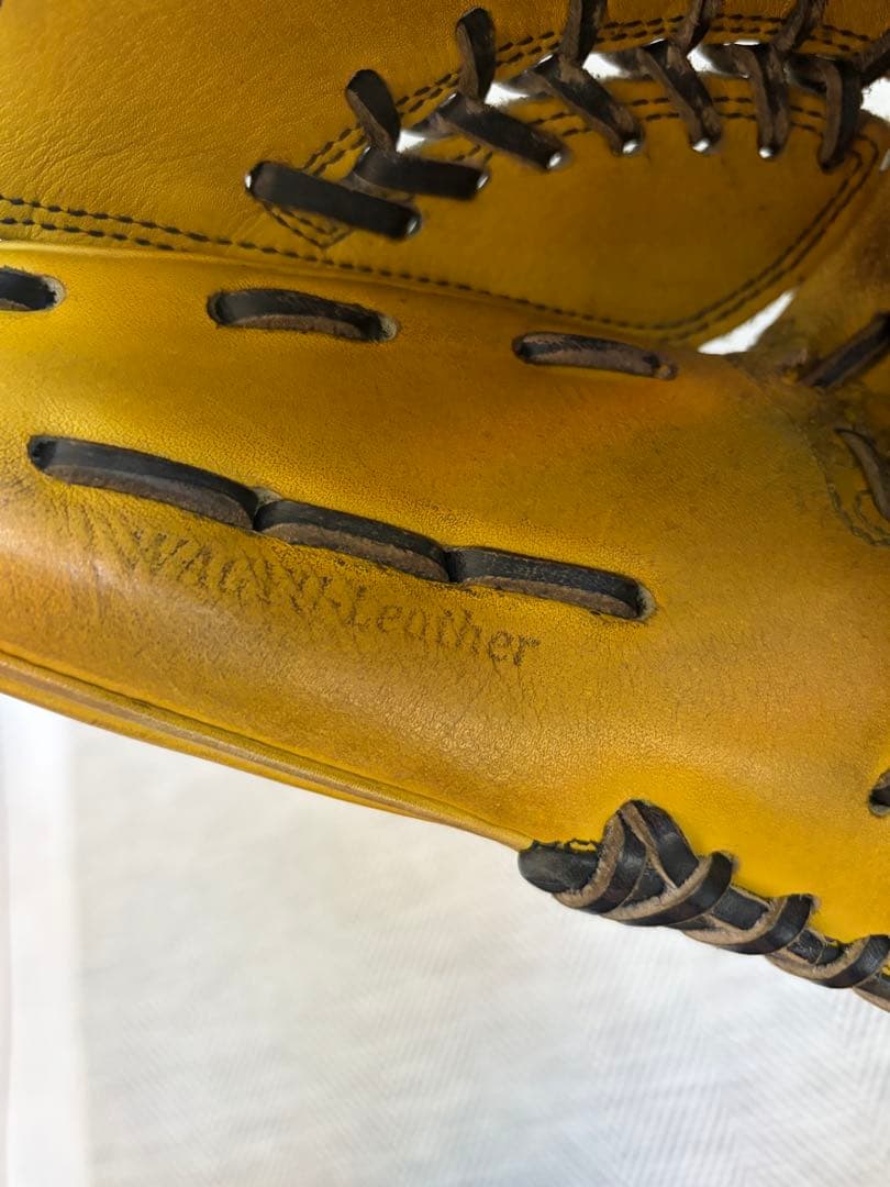 ASICS ゴールドステージ 硬式投手用グローブ