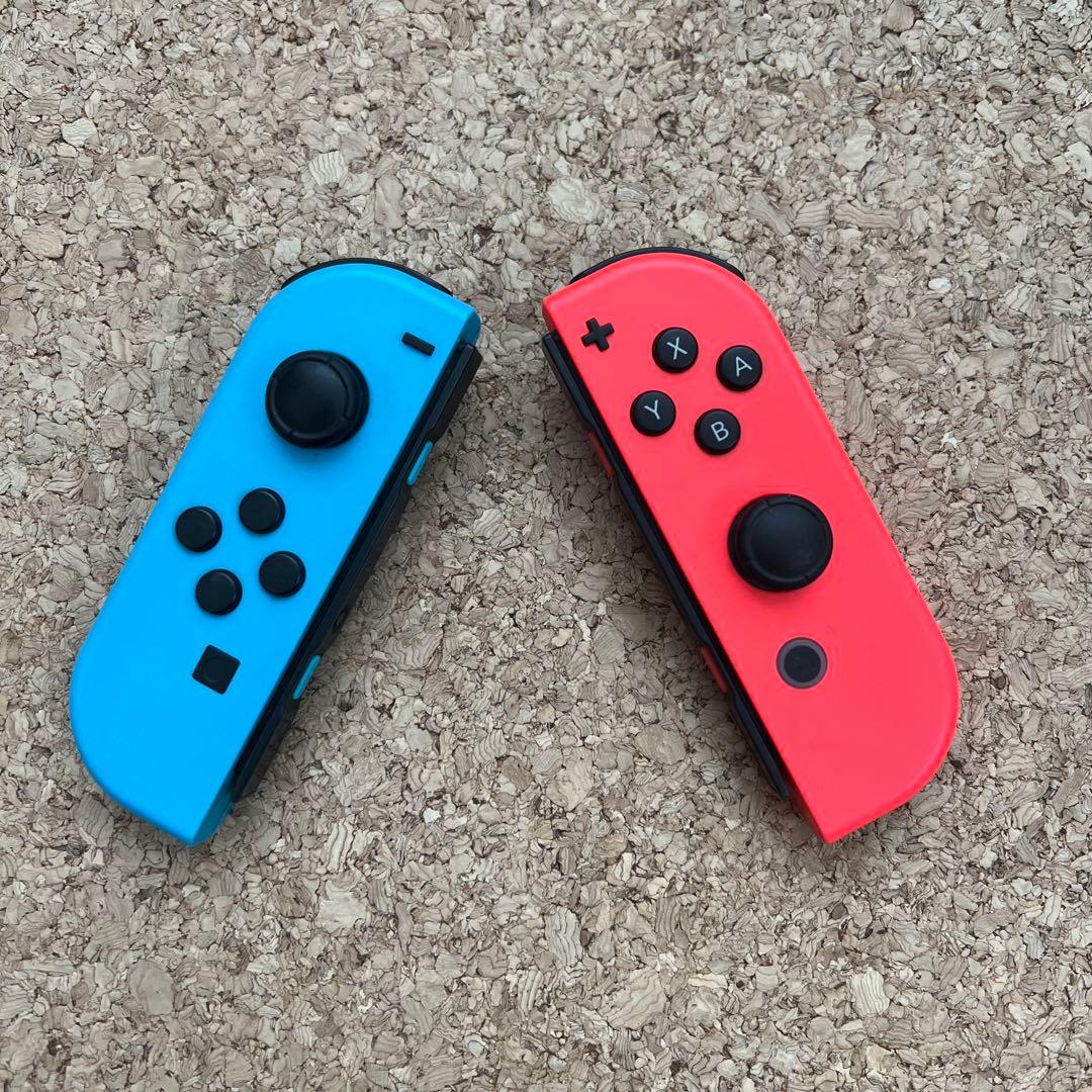 Nintendo Switch 任天堂　本体