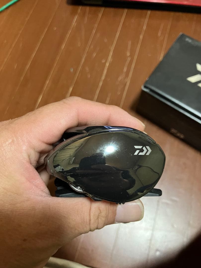 ダイワ　24スティーズsvtw100XH 右巻き