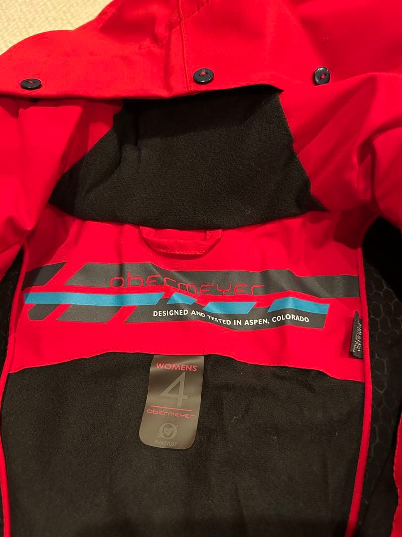 Obermeyerオーバーマイヤーのレディーススキージャケット。USサイズ4