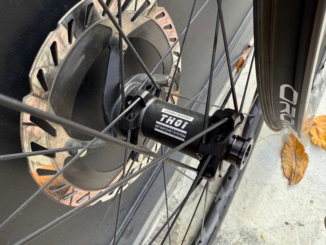 OROME VALAR TH30D カーボンホイールセット（ディスクブレーキ)