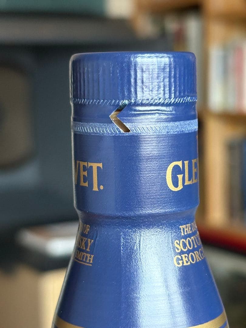 旧ボトル　グレンリベット１８年