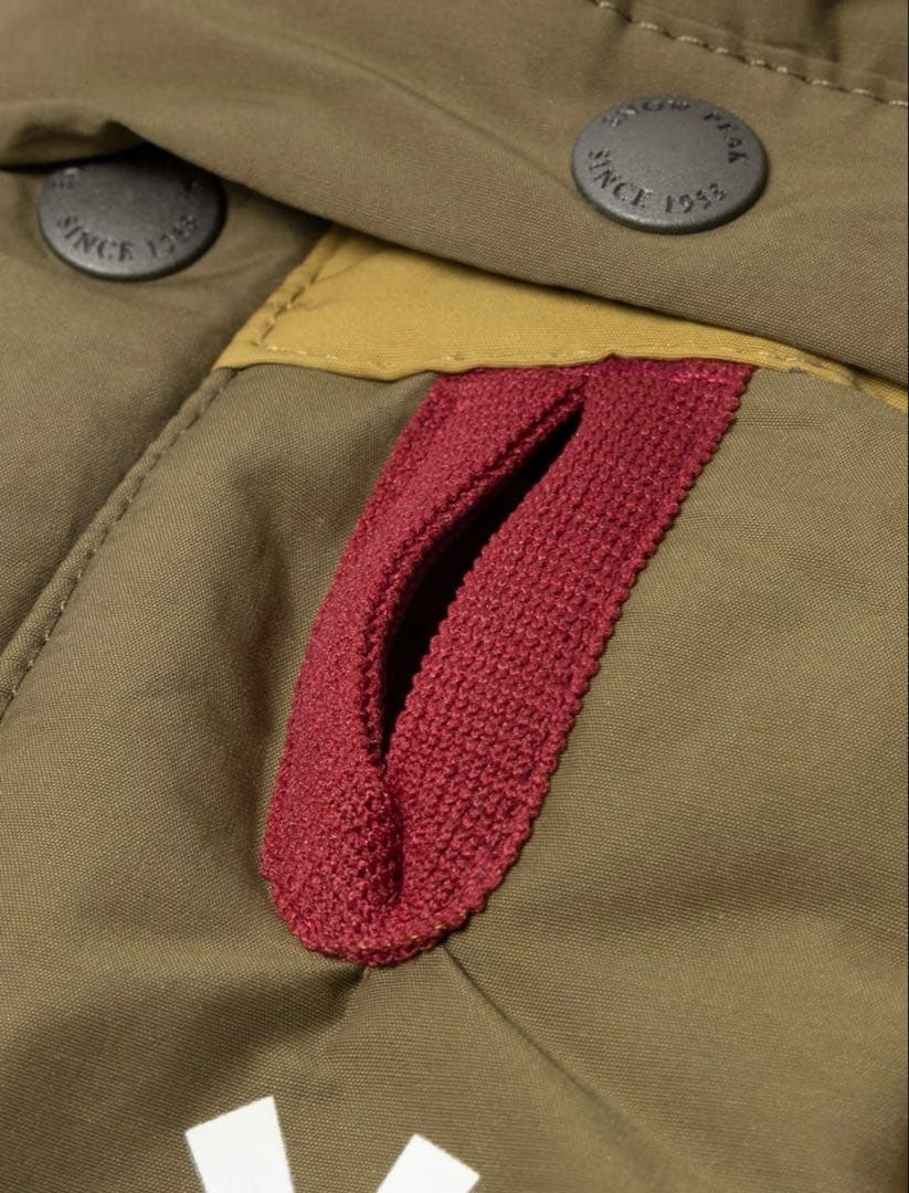  peak AmenityDome 犬用ダウンジャケット 中型犬用　4L