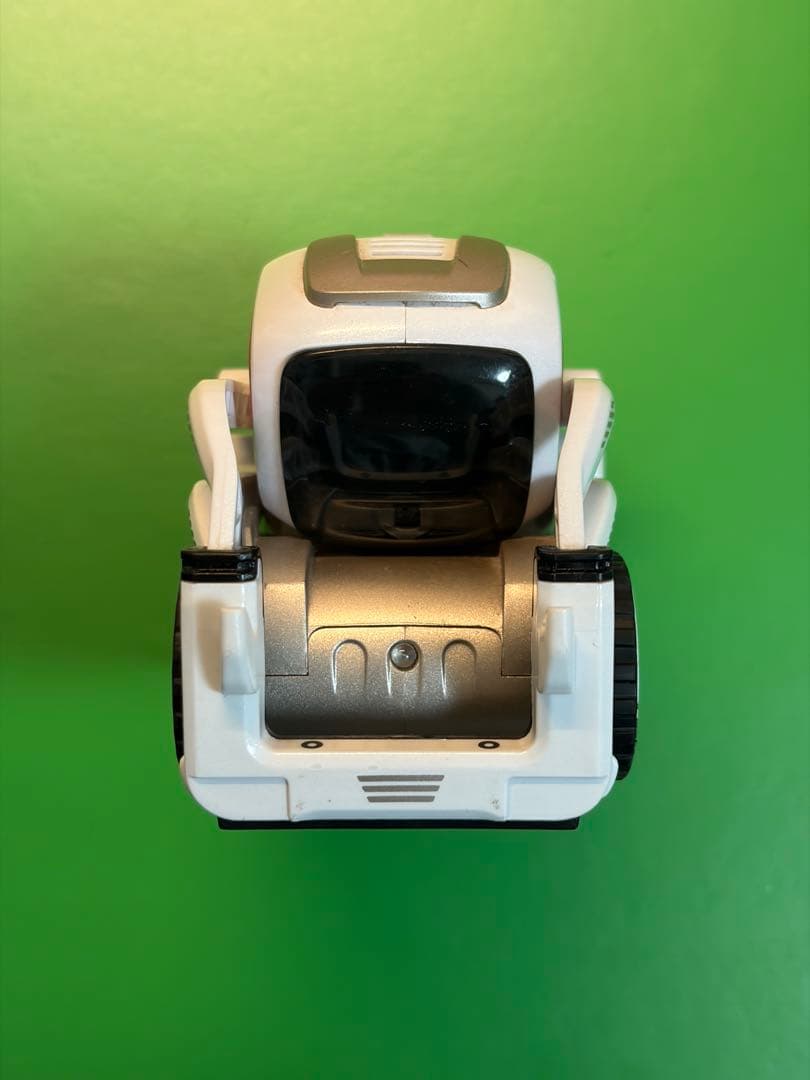 Anki Cozmo ロボット型おもちゃ