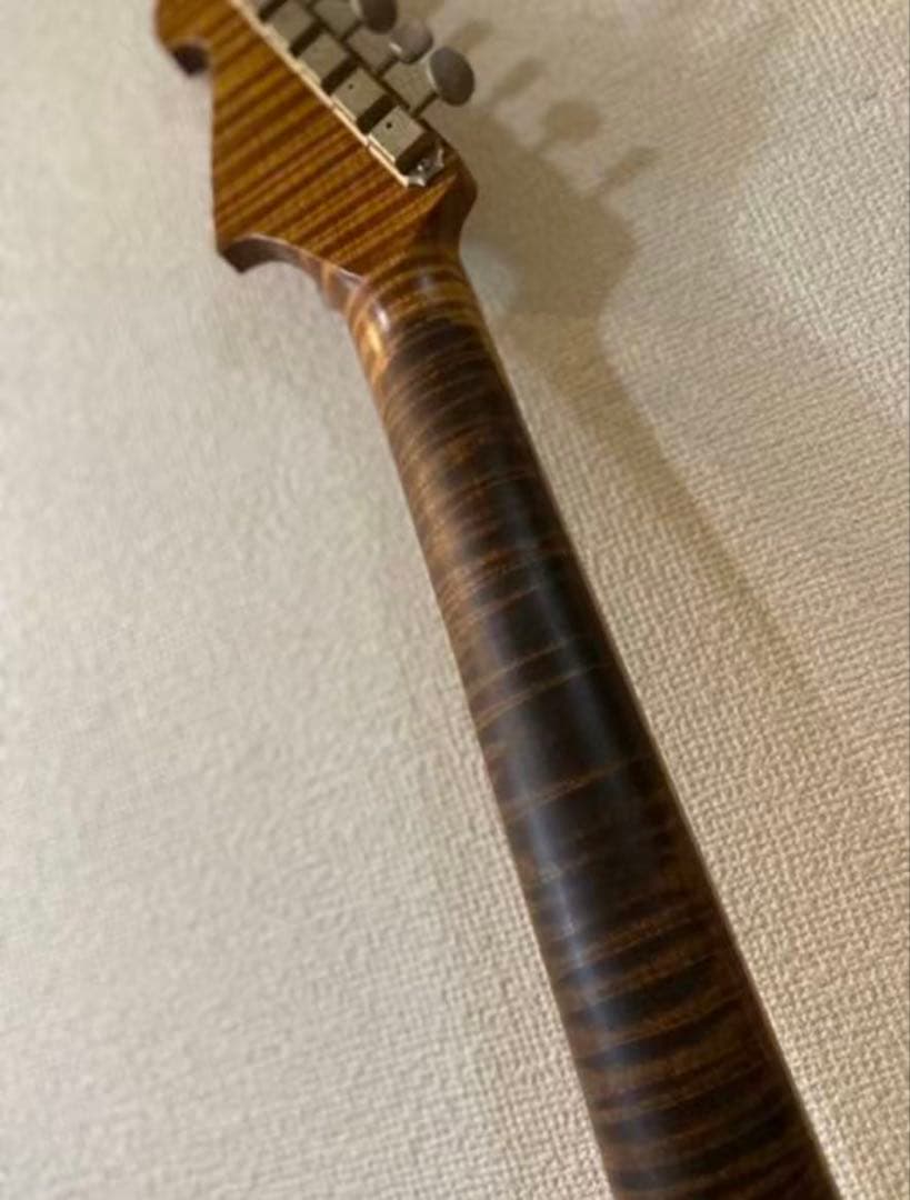 その他 Iconic guitars vintage model62s-hr