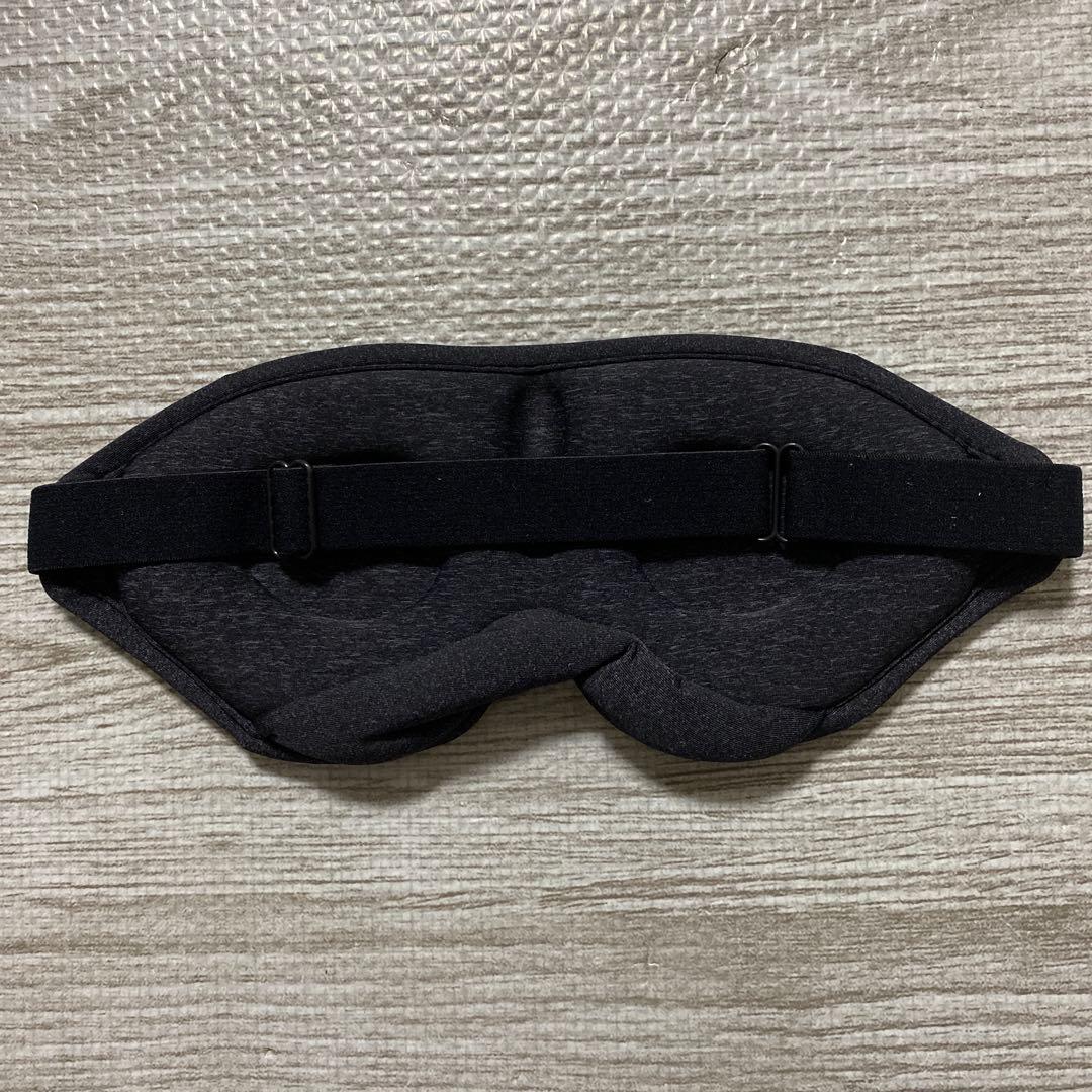 アイマスク 睡眠用 シルクアイマスク 天然シルク製 夏/冬用 通気性 圧迫感なし