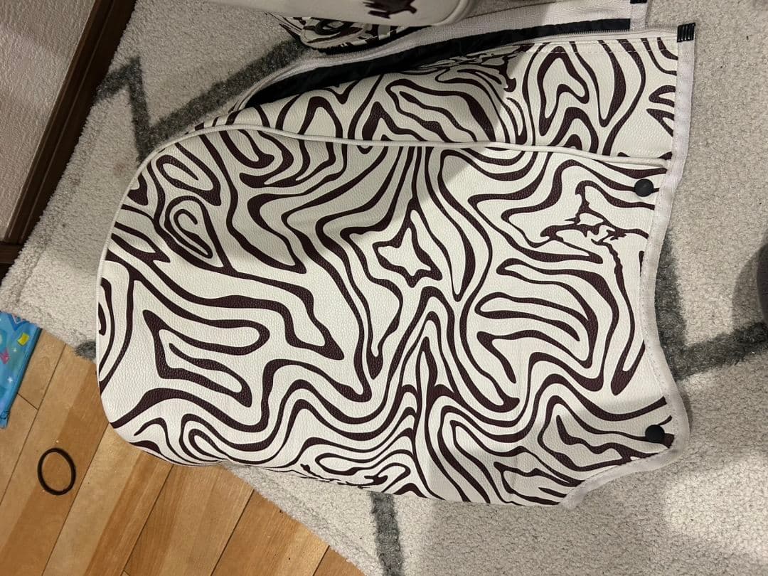 えいちーー様ゼブラ柄 ゴルフキャディバッグ OAKLEY