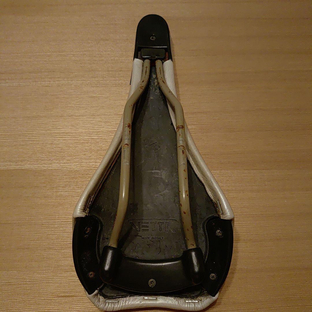 VETTA サドル ホワイトMade in Italy