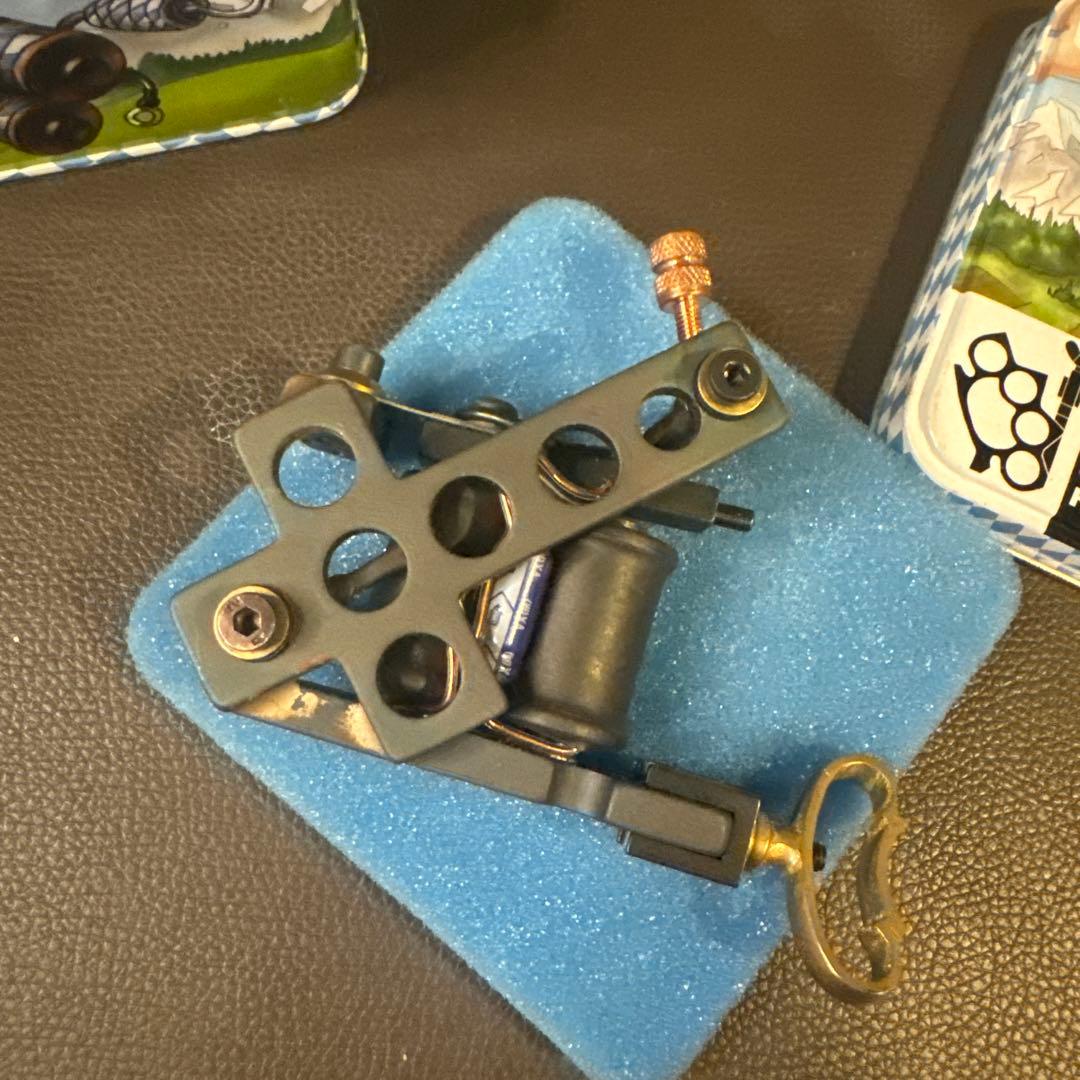 Bavarian Custom Irons アンチクライスト タトゥーマシン