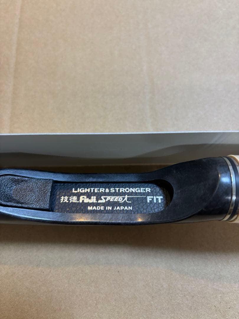 技徳カーボンキャスティングハンドル　CGH15LBR