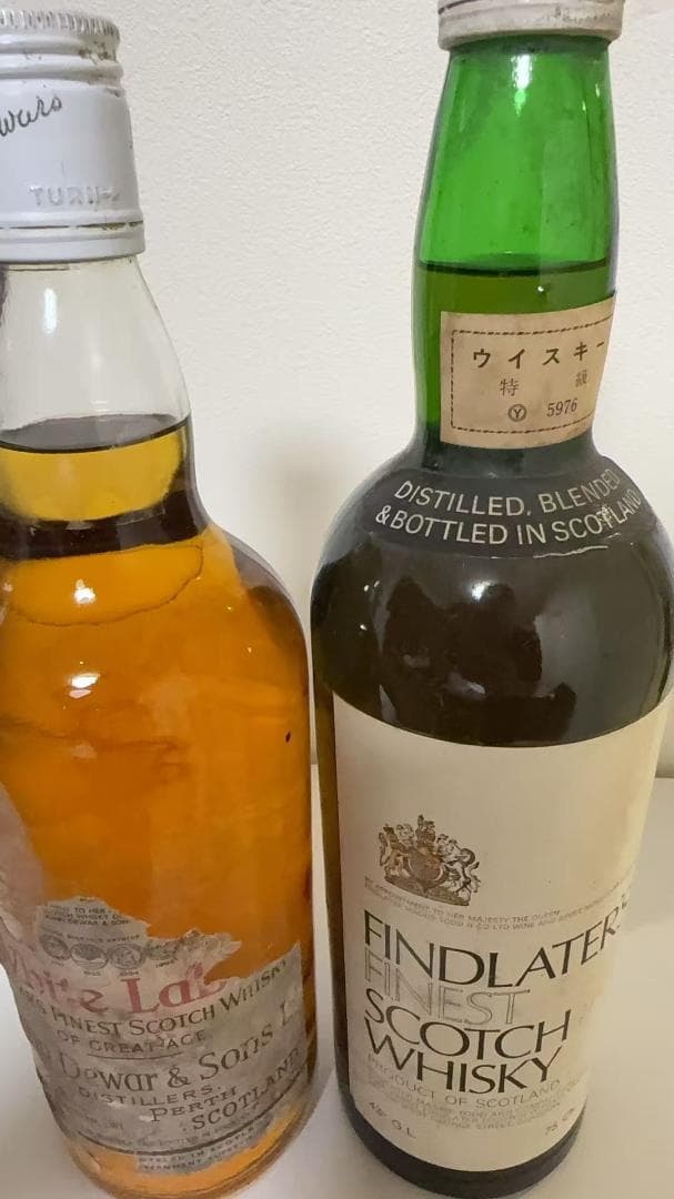 スコッチウイスキー２本セット　デュワーズ ホワイトラベル　フィンドレイター