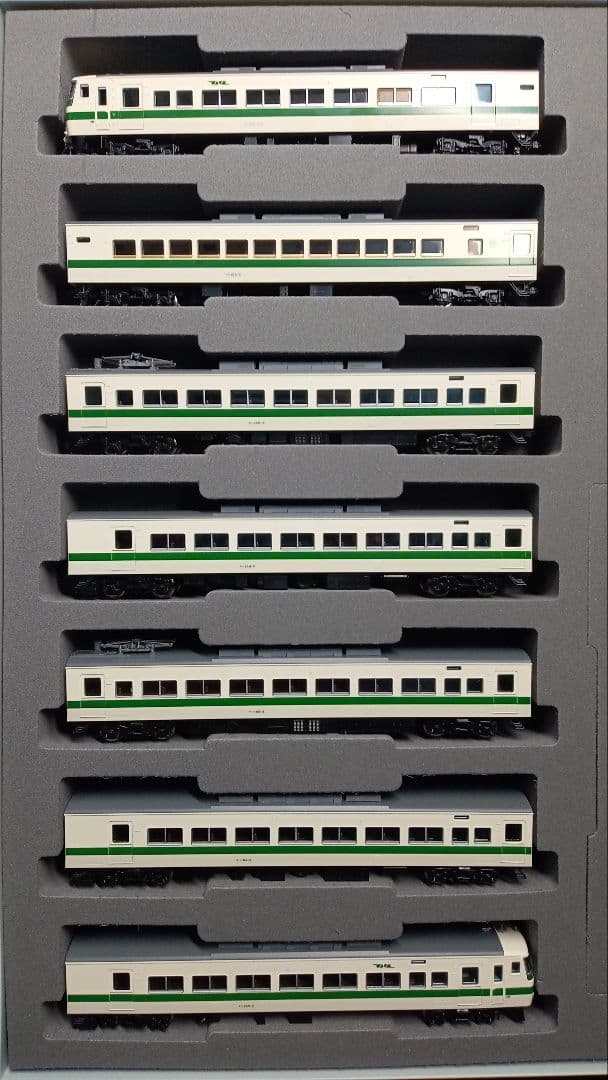 Tomix 98792 強化スカート 185系 新幹線リレ C1