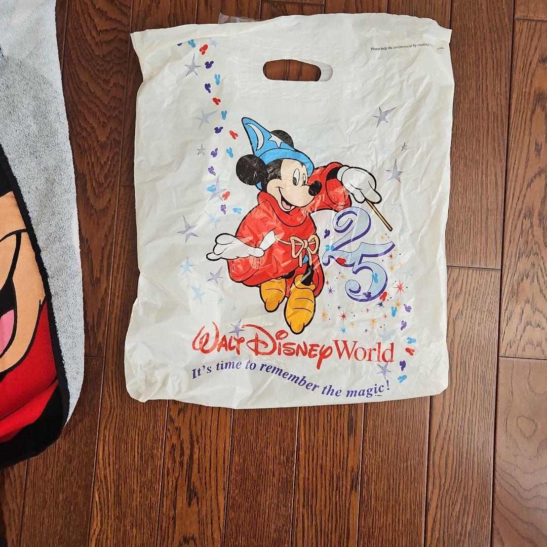 【新品未使用】ディズニーワールド 25周年ミッキー 大判タオル