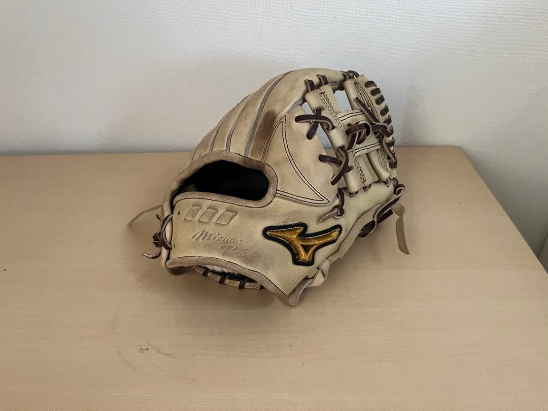 ミズノプロ　軟式グローブ クリーム色 収納袋付き