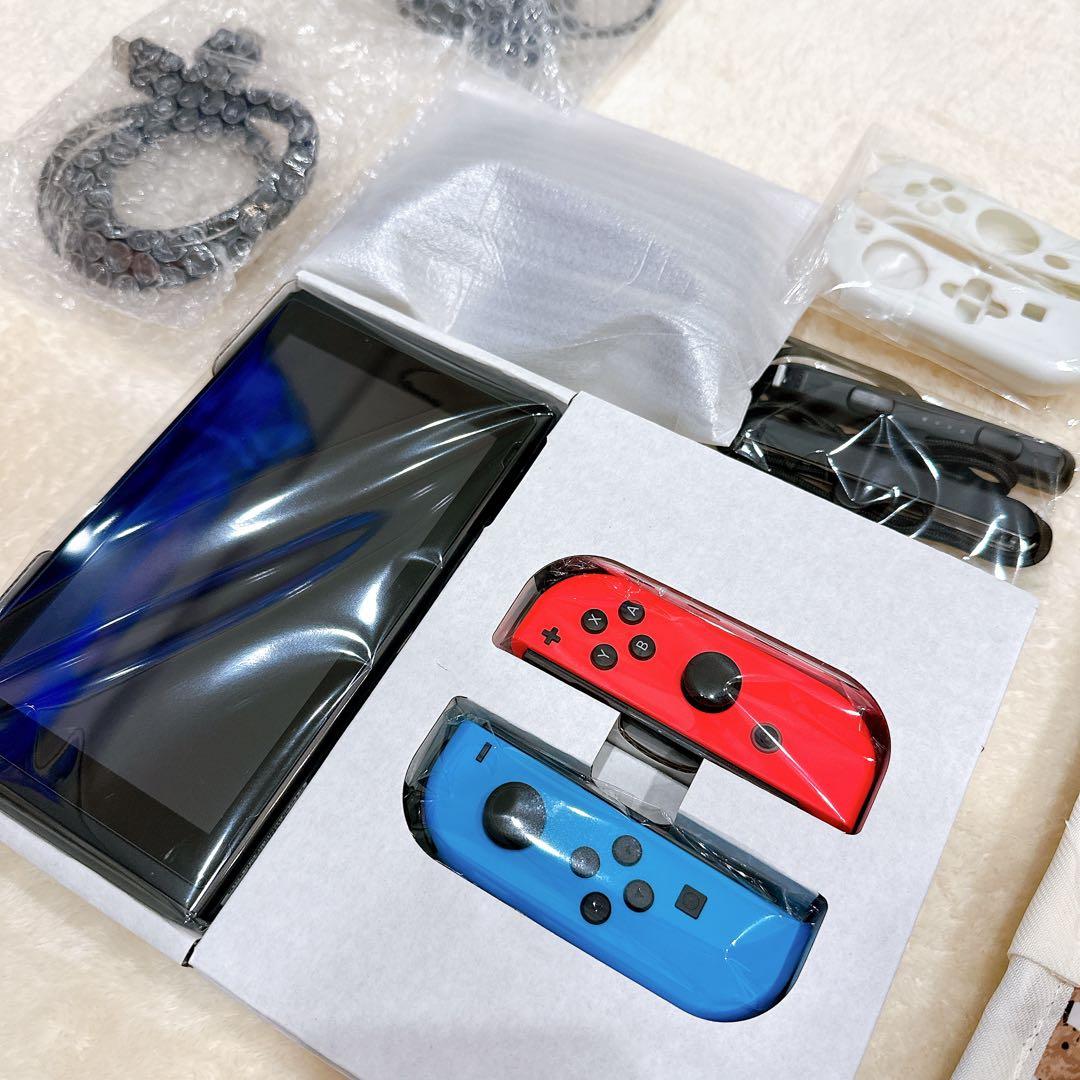 Nintendo Switch 未使用品　リモコンカバー付　本体　任天堂