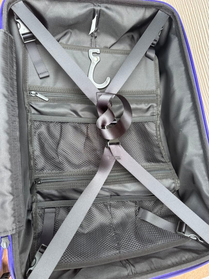 新品ace.TOKYO フロントオープン 軽量 32L テオフィールド機内