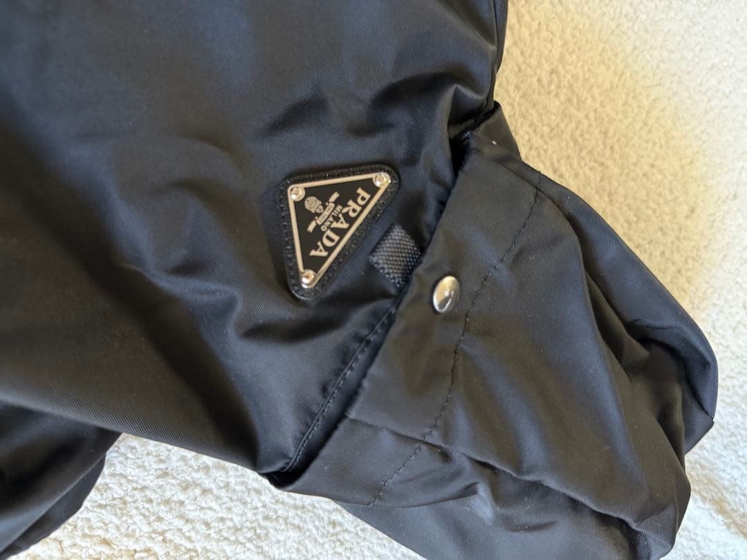 PRADA Re-Nylon ドッグレインコート ブラック