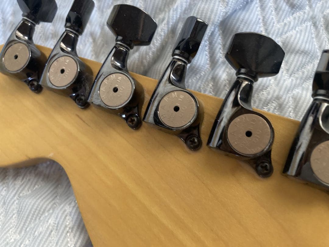 ラルクアンシエル　Kenさんモデル（Galaxy Red）風　ストラトキャスター