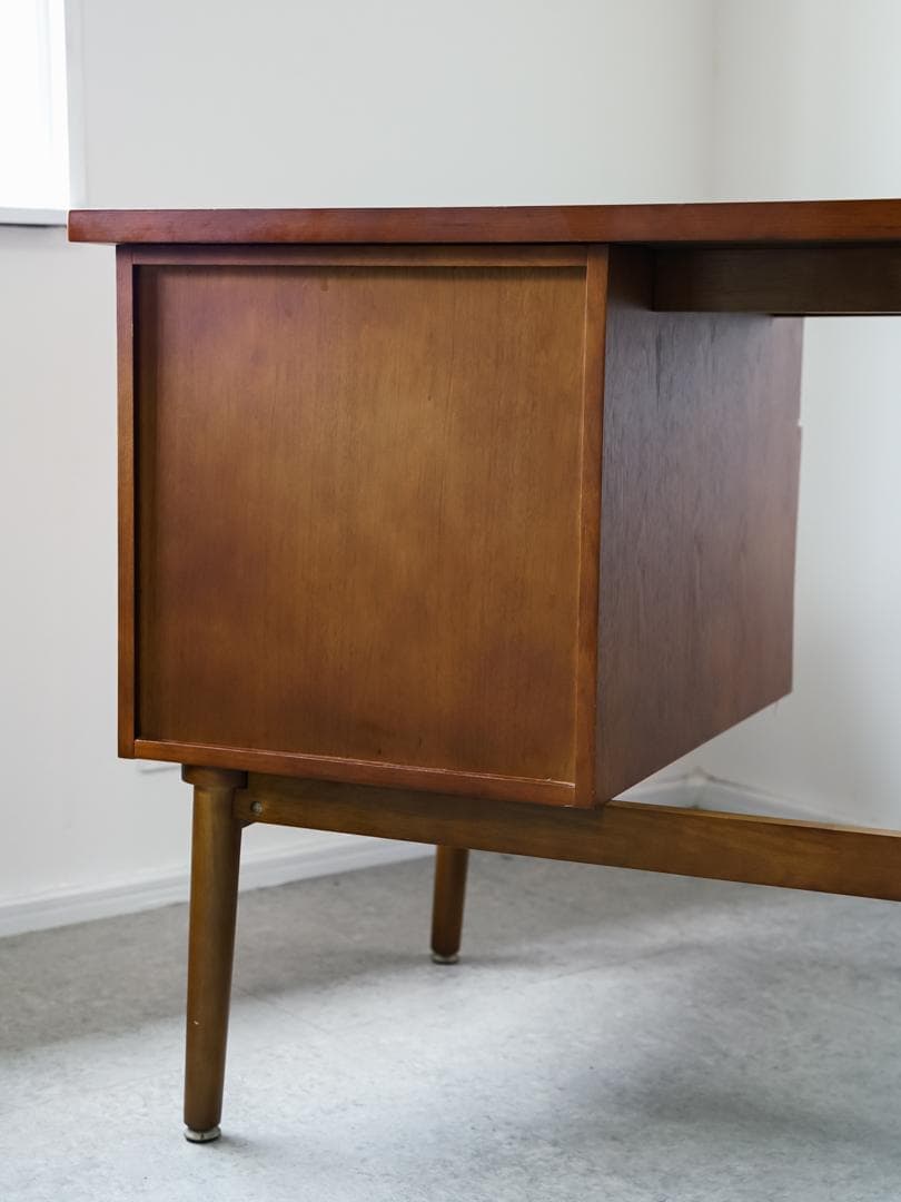 ACTUS 廃盤\"emo DESK\" 机・デスク 北欧 ミッドセンチュリー