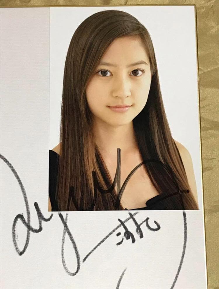 【本物！直筆サイン】河北麻友子（当時10代） ガールズアワード ViViモデル