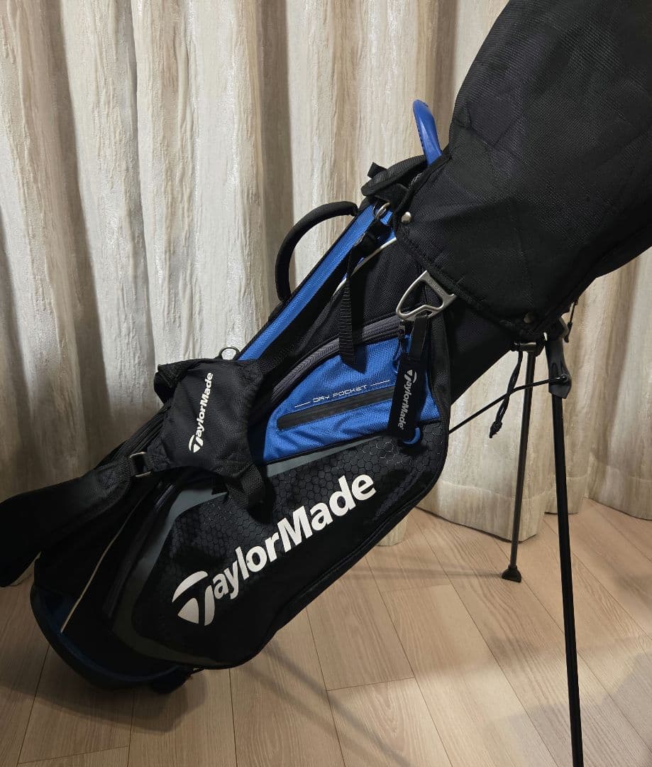 TaylorMade 軽量キャディバッグ 黒/青