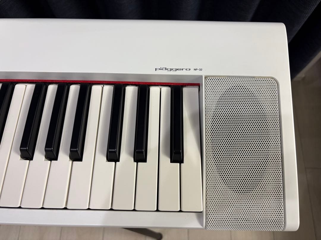 YAMAHA 電子キーボード piaggero NP-32 ホワイト